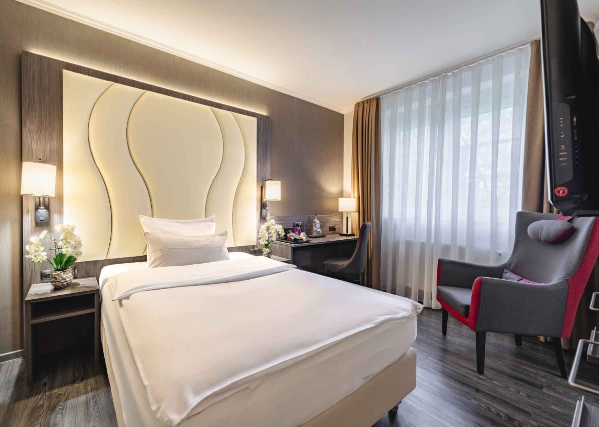 PLAZA INN Schmöker-Hof