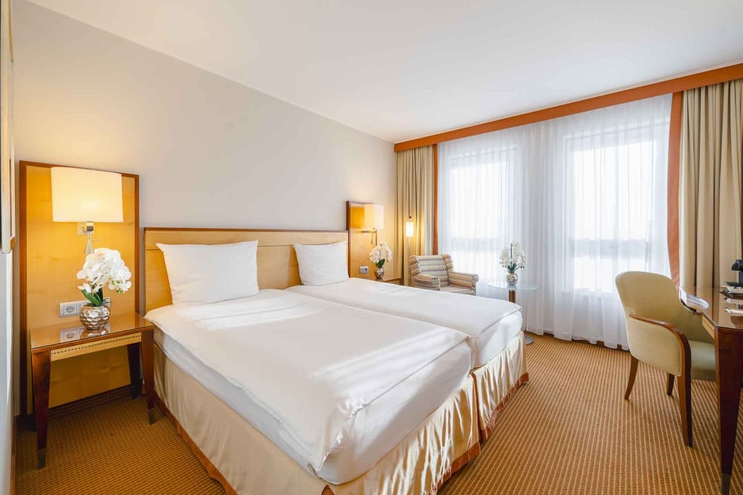 The Q - Quadro City Hotel